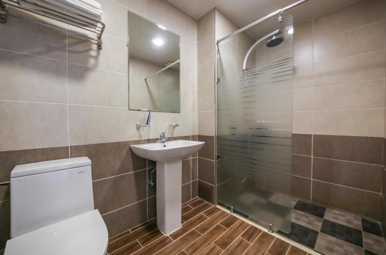 Rex Hotel Сеогвипо Екстериор снимка