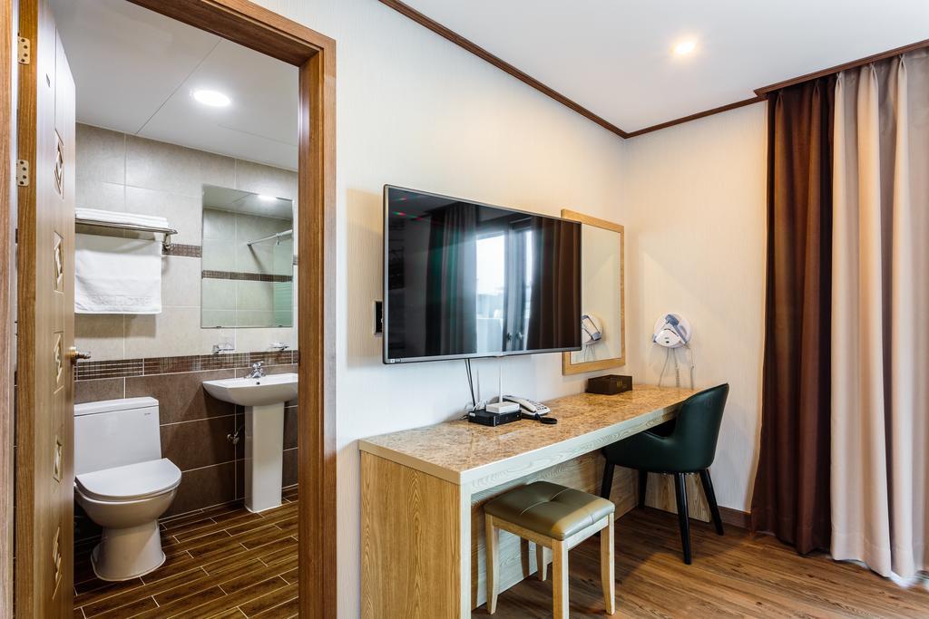 Rex Hotel Сеогвипо Екстериор снимка