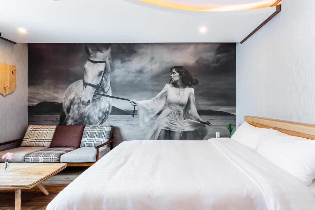 Rex Hotel Сеогвипо Екстериор снимка